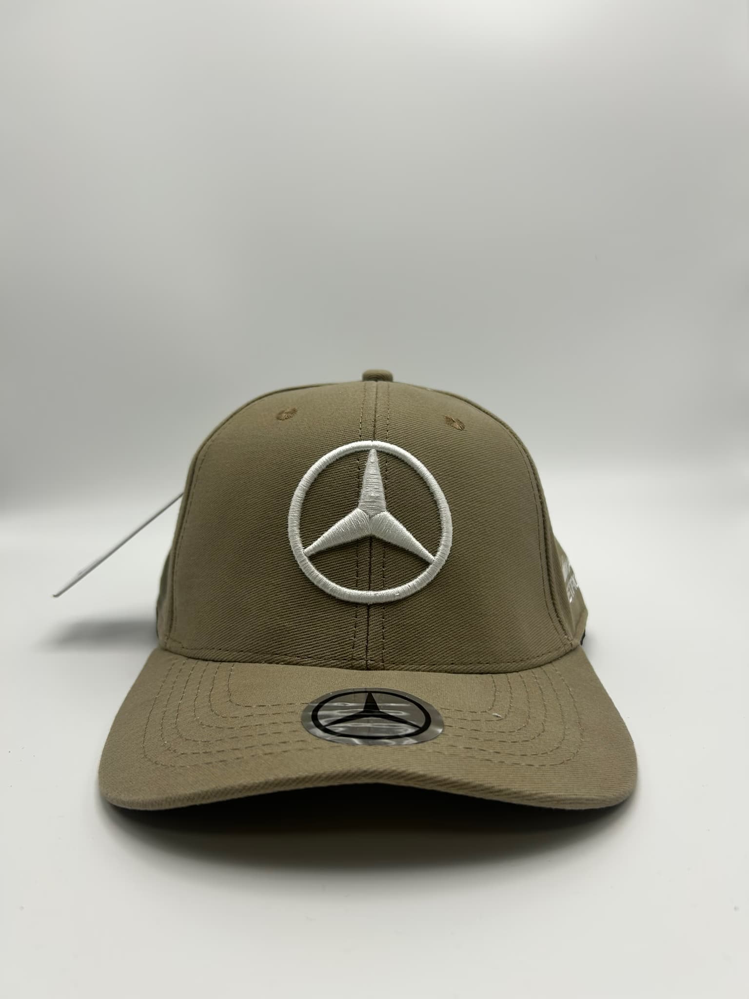 Boné Mercedes Bege